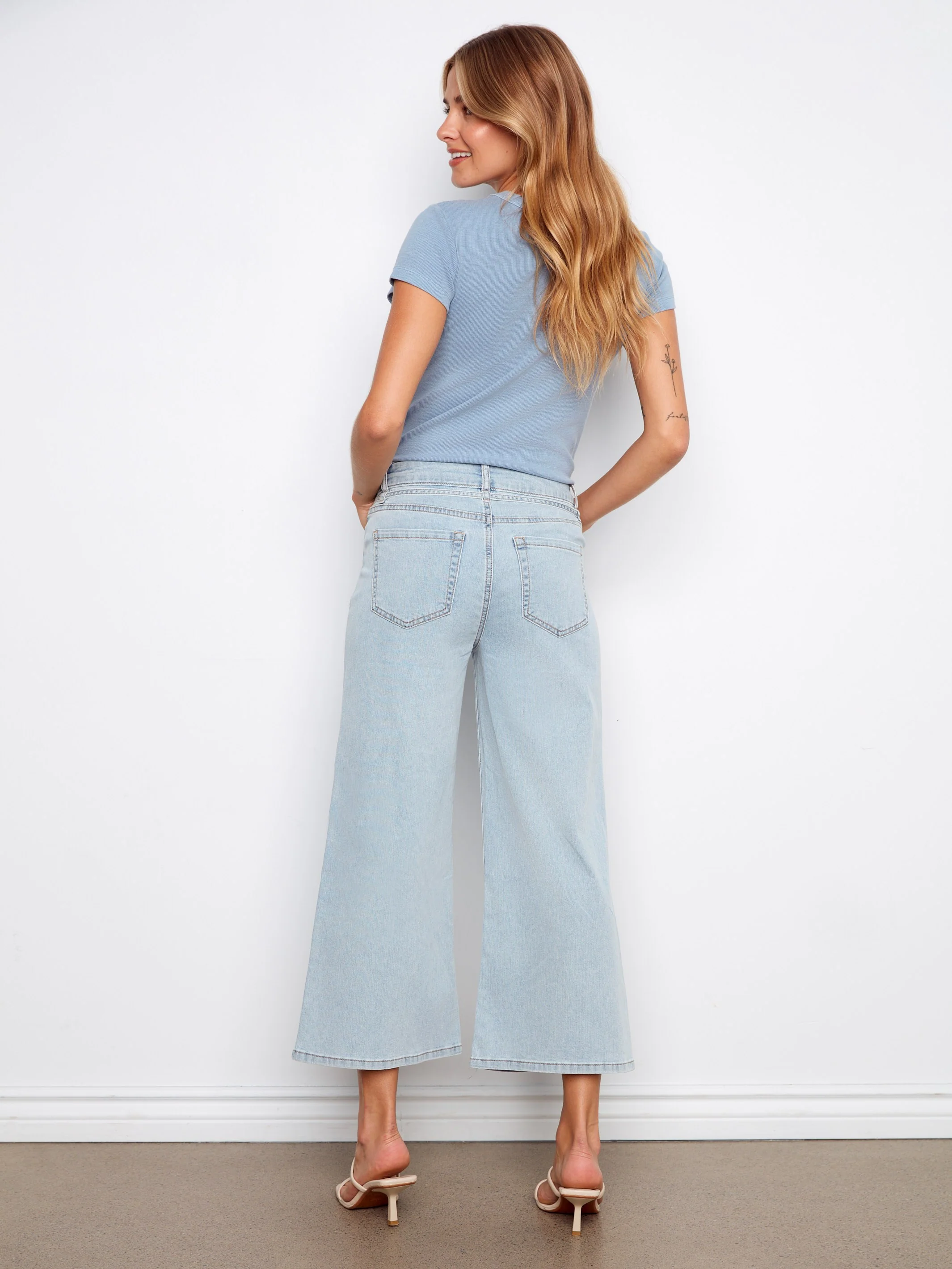 Belted Cropped Wide Leg Jeans - Bleach Blue - Image 4