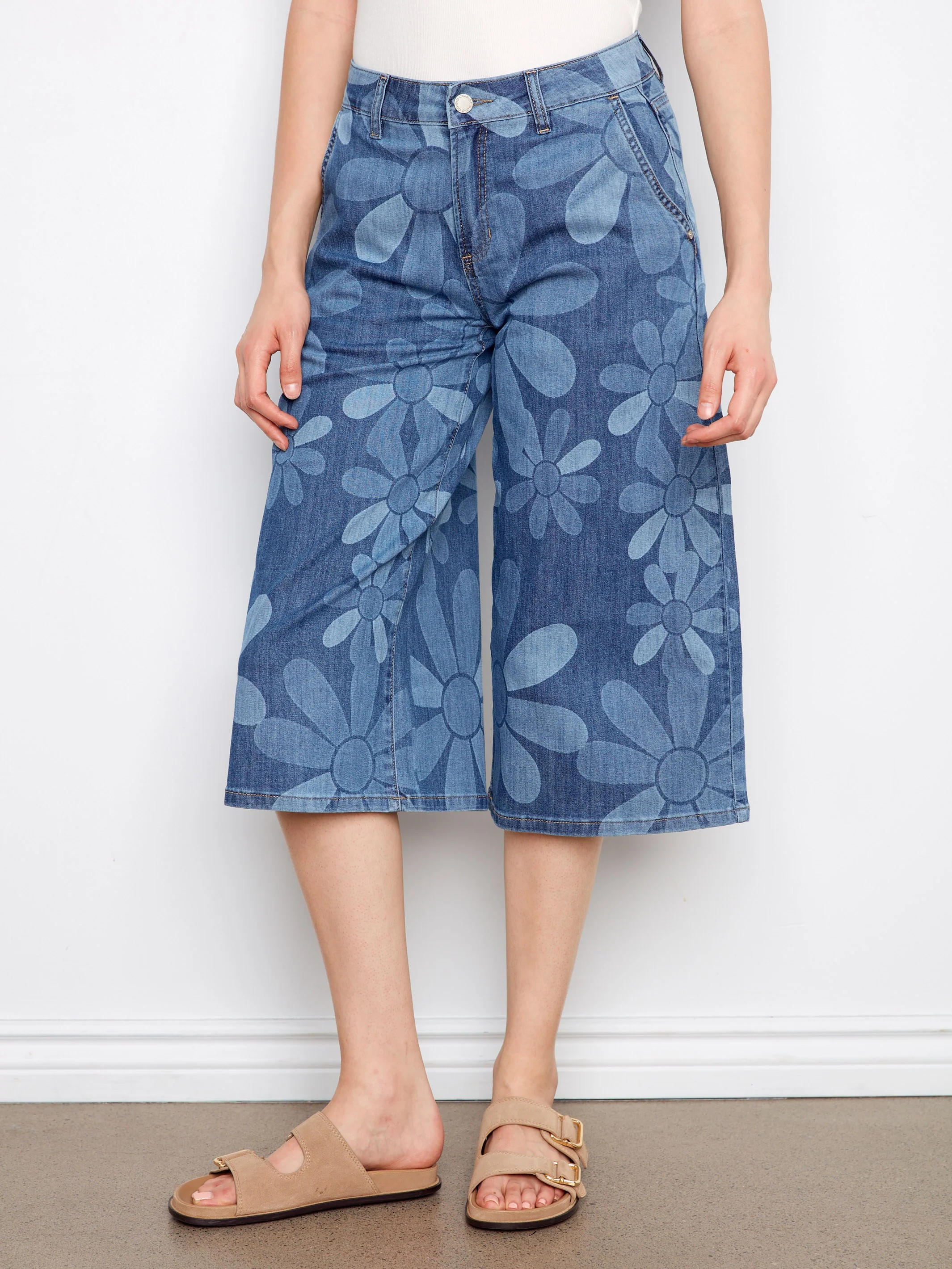 Cropped Printed Palazzo Jeans - Floral - Image 2