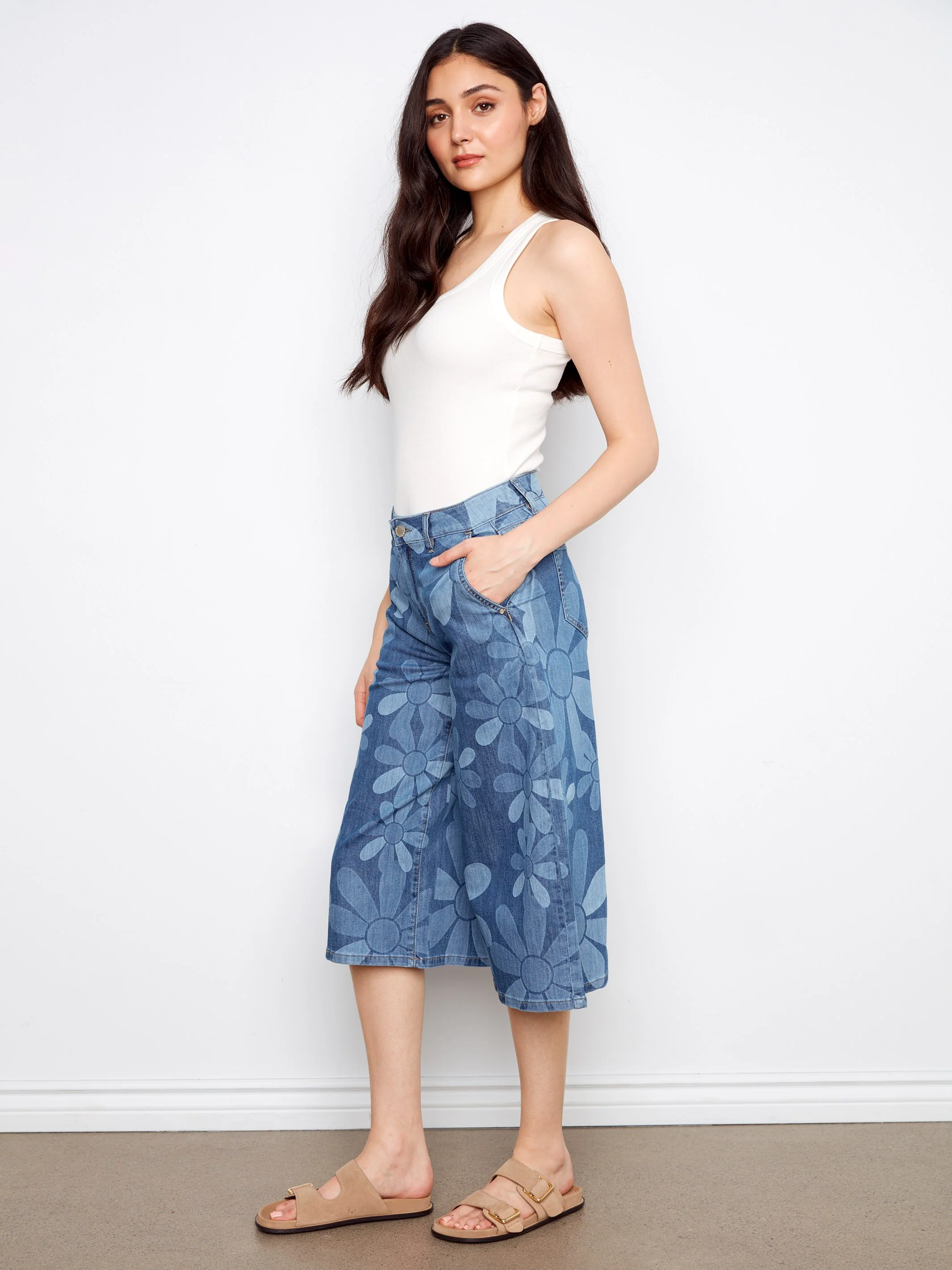 Cropped Printed Palazzo Jeans - Floral - Image 5