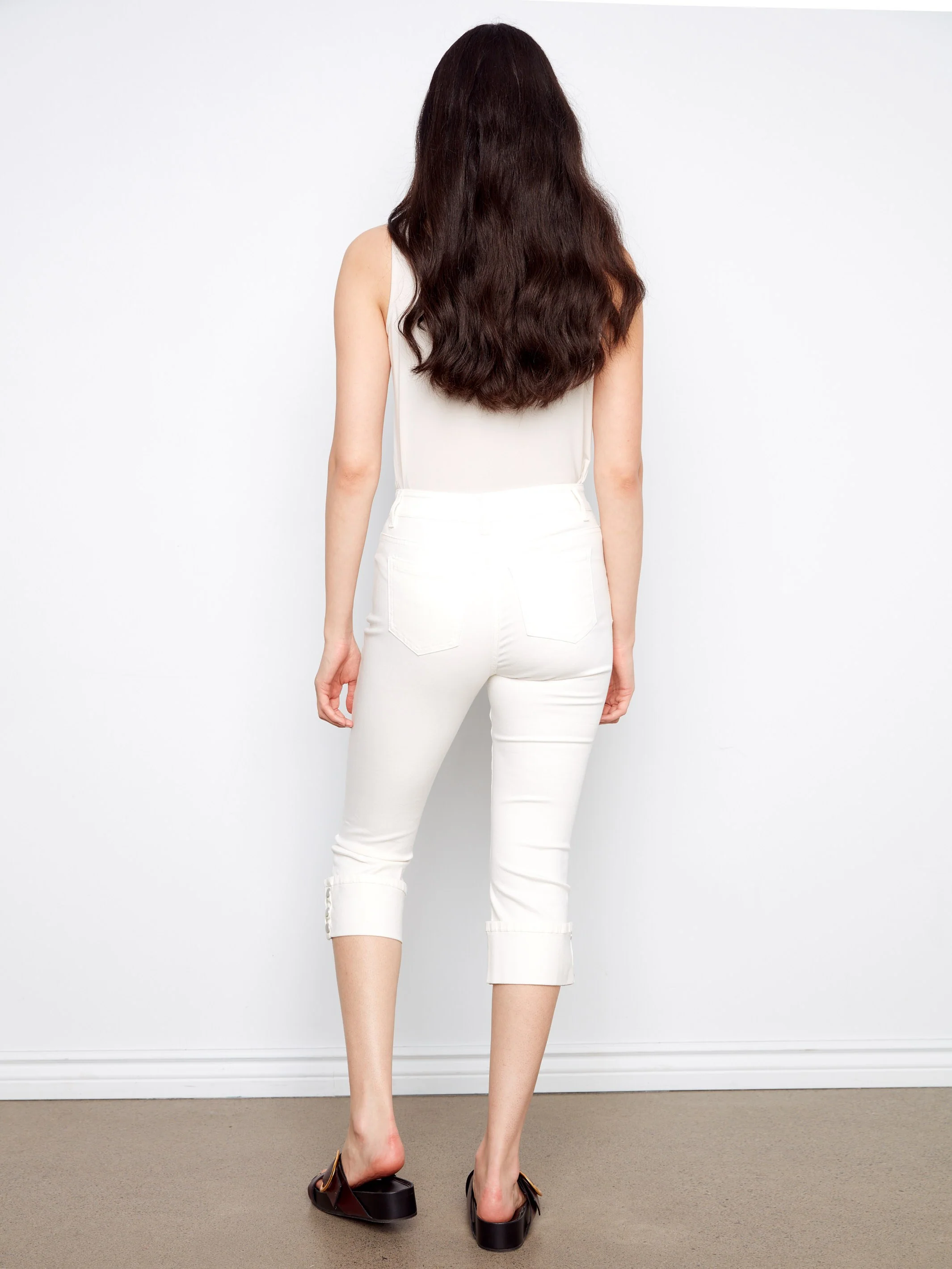 Cropped Twill Jeans With Snap Button Cuff - White - Image 6