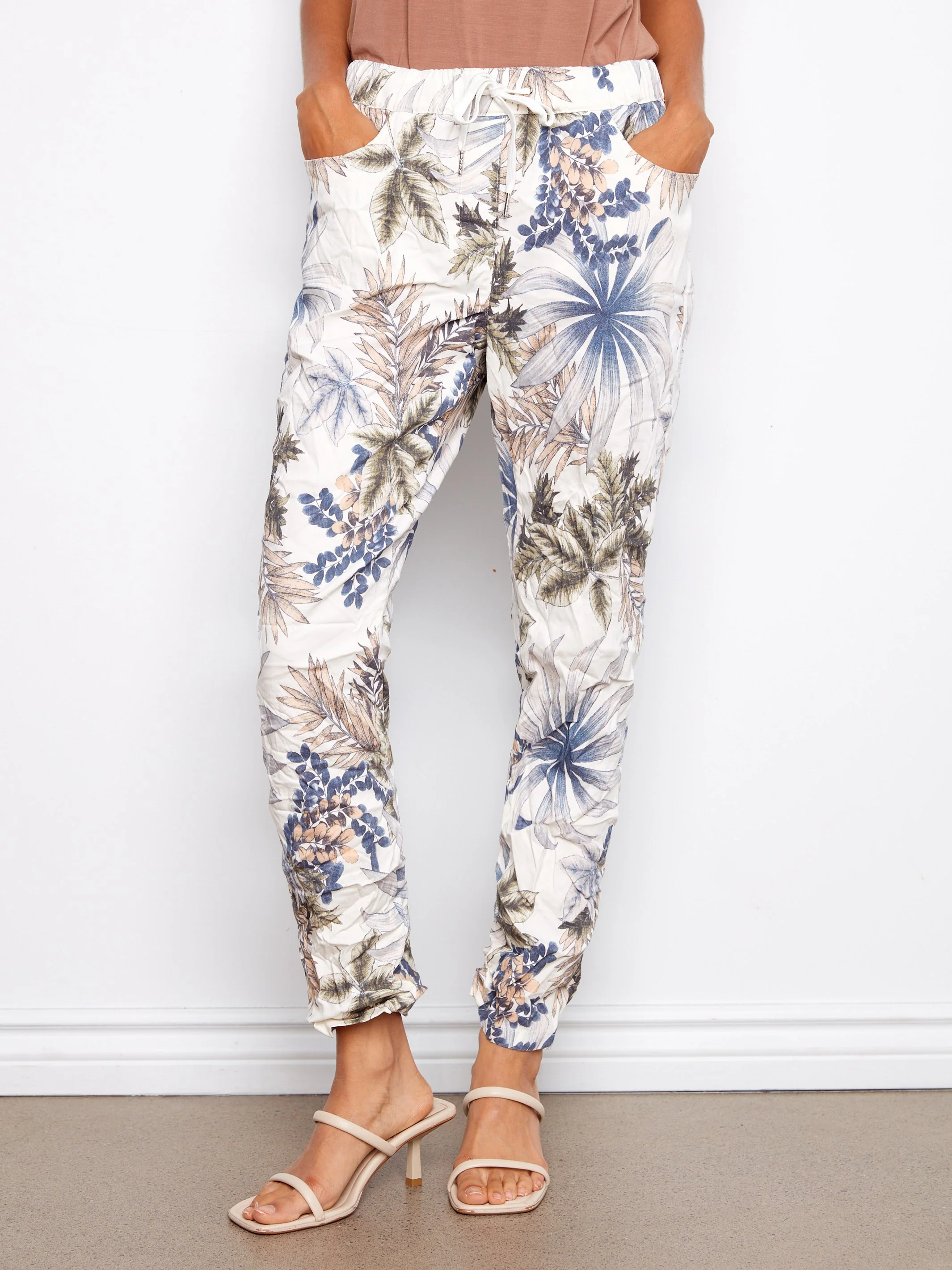 Printed Crinkle Jogger Pants - Hawaii - Image 2