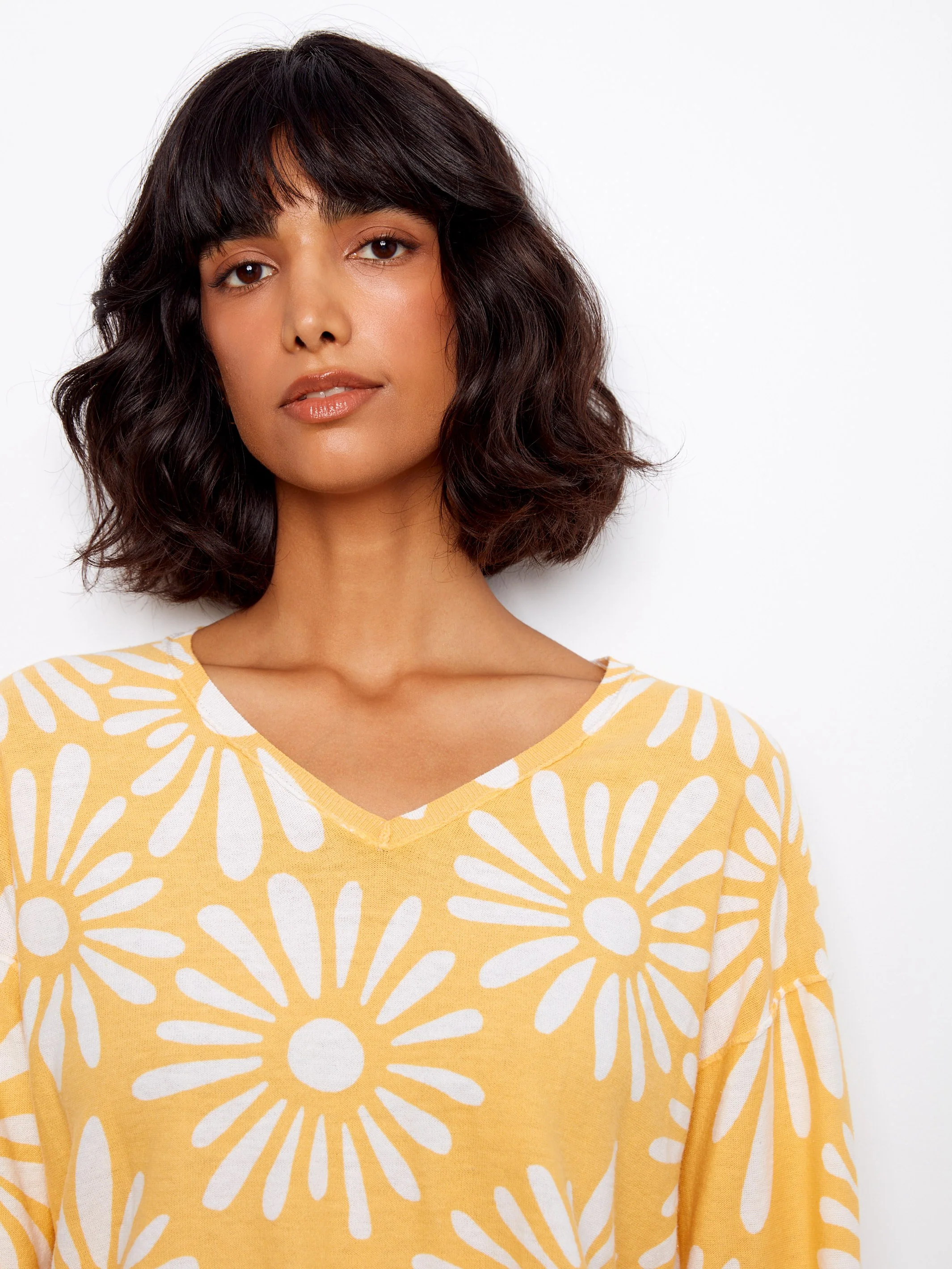 Reversible Printed V-Neck Sweater - Sunkiss - Image 8