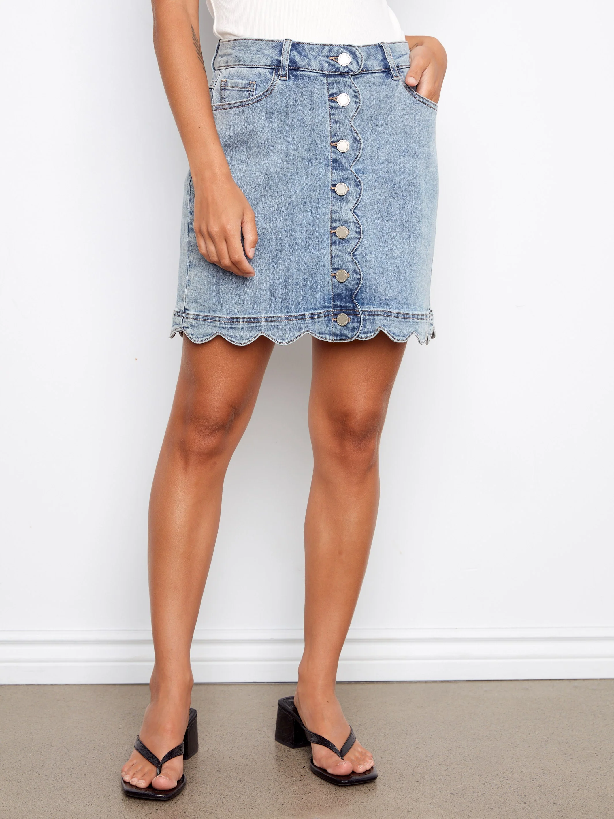 Scalloped Hem Button-Front Denim Skort - Light Blue - Image 8
