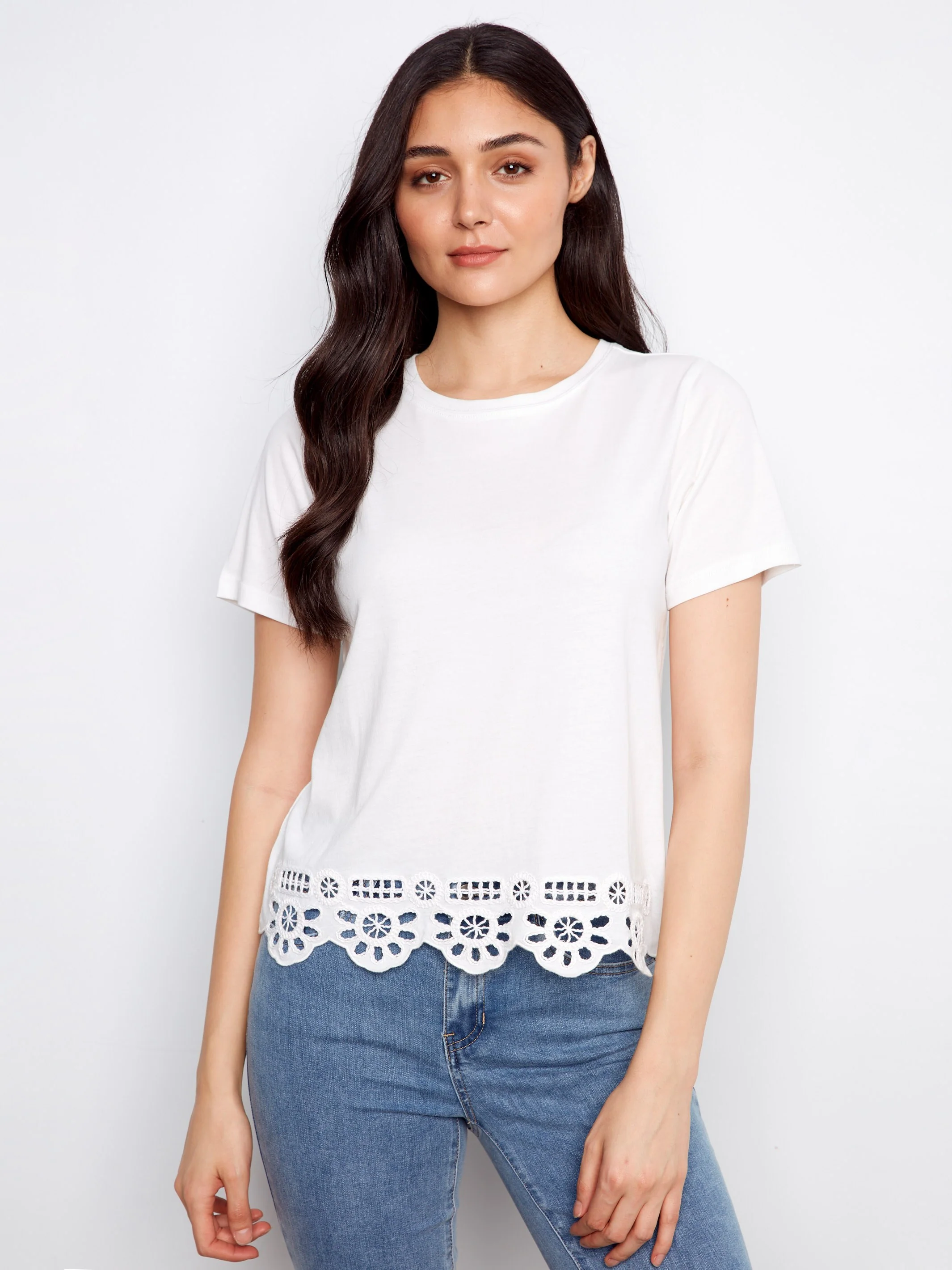 Short Sleeve T-Shirt With Bottom Hem Embroidery - White